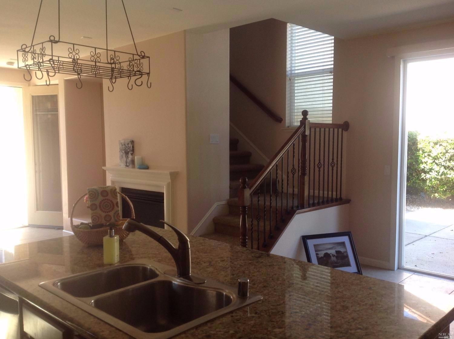 2450 White Dr, Fairfield, CA 94533 photo 17