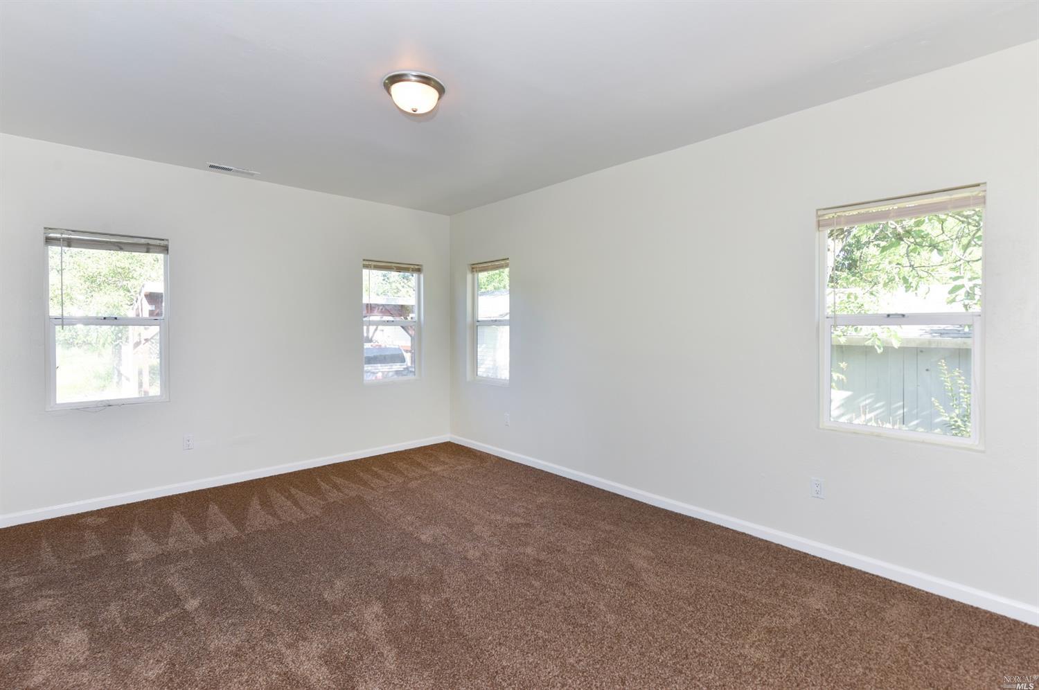 876 Dutton Ave, Santa Rosa, CA 95407 photo 11