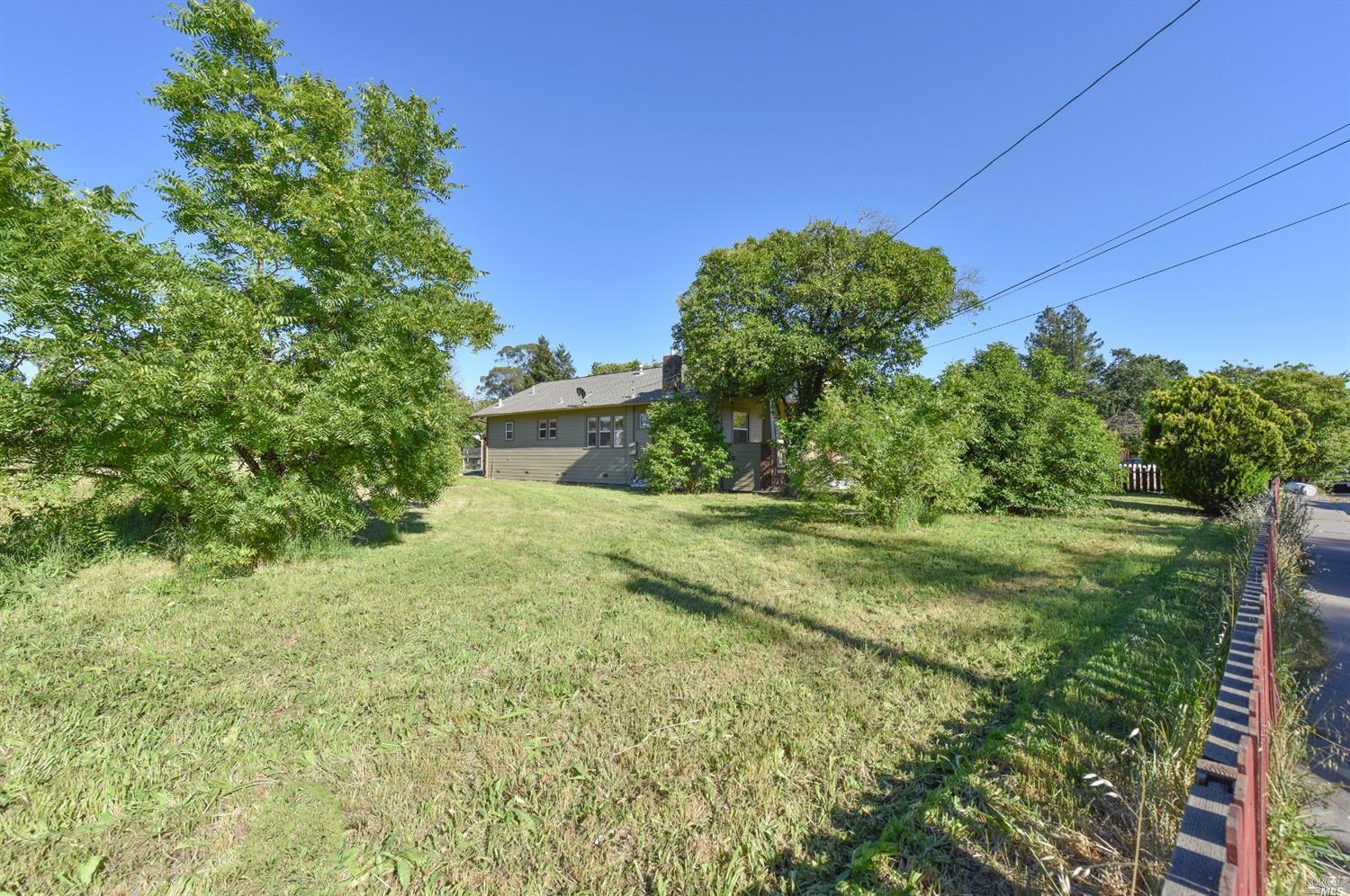 876 Dutton Ave, Santa Rosa, CA 95407 photo 4