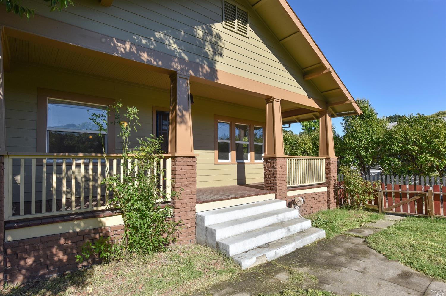 876 Dutton Ave, Santa Rosa, CA 95407 photo 2