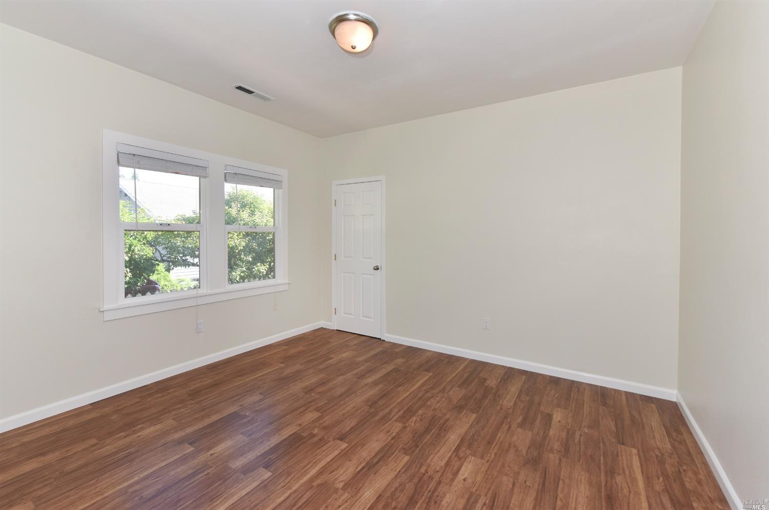 876 Dutton Ave, Santa Rosa, CA 95407 photo 13