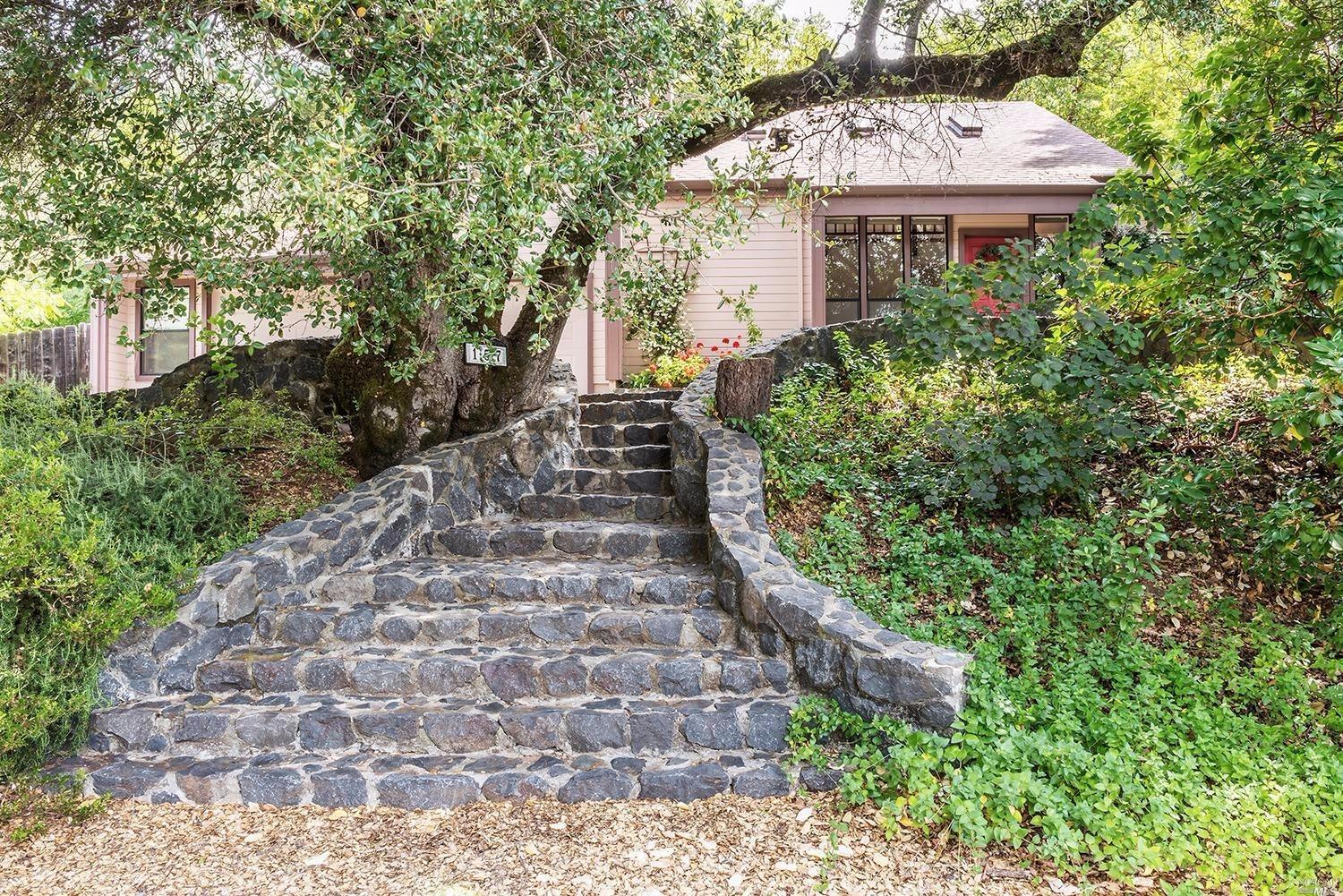 157 Sutter Rd, Cloverdale, CA 95425 photo 1