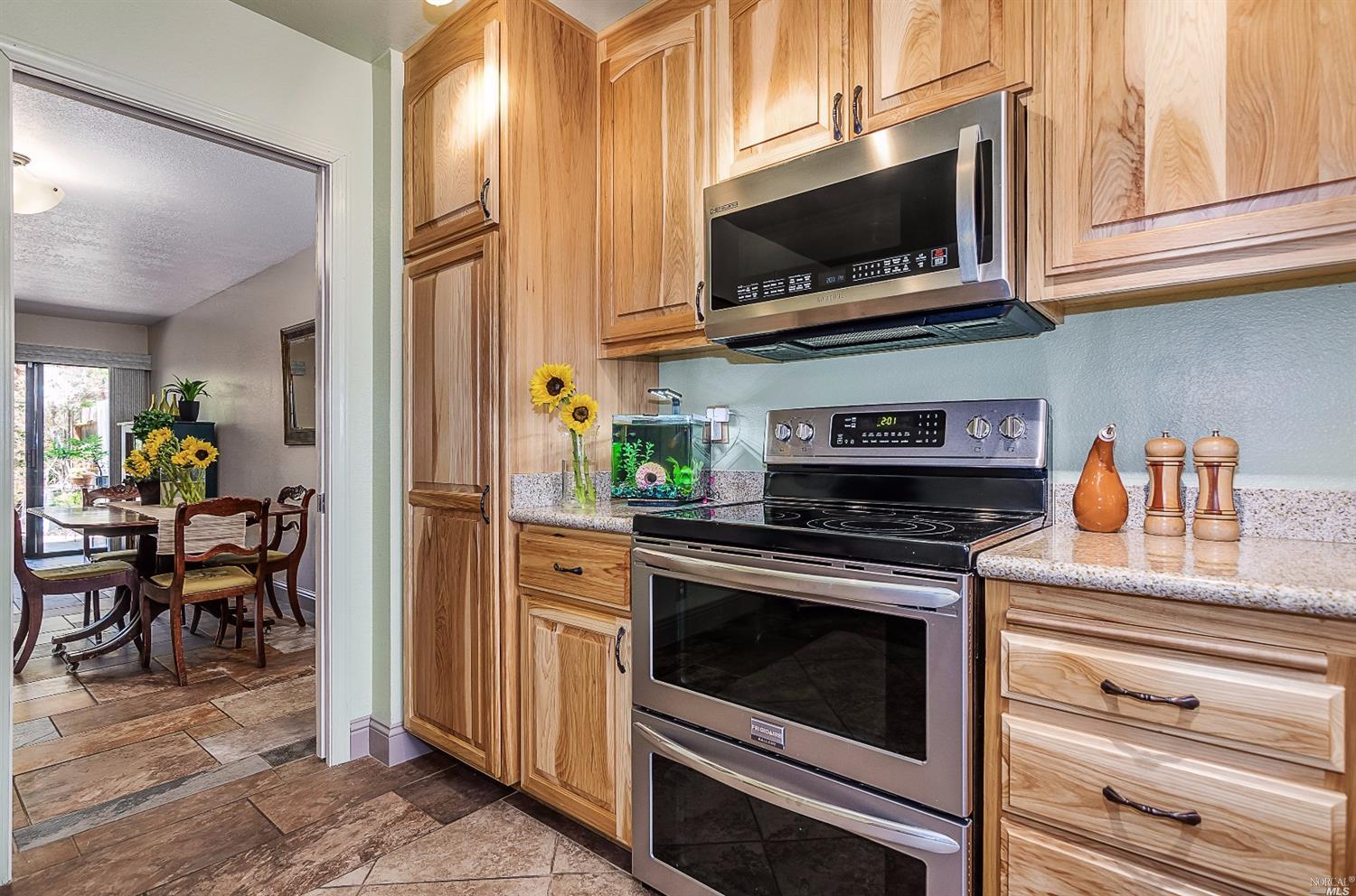 1744 Devonshire Dr, Benicia, CA 94510 photo 8