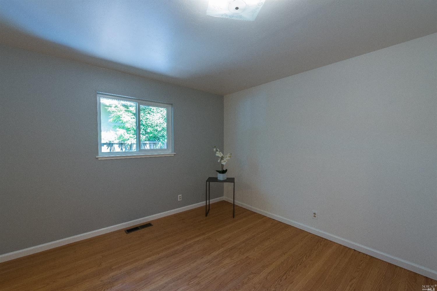 560 E Thomson Ave, Sonoma, CA 95476 photo 14