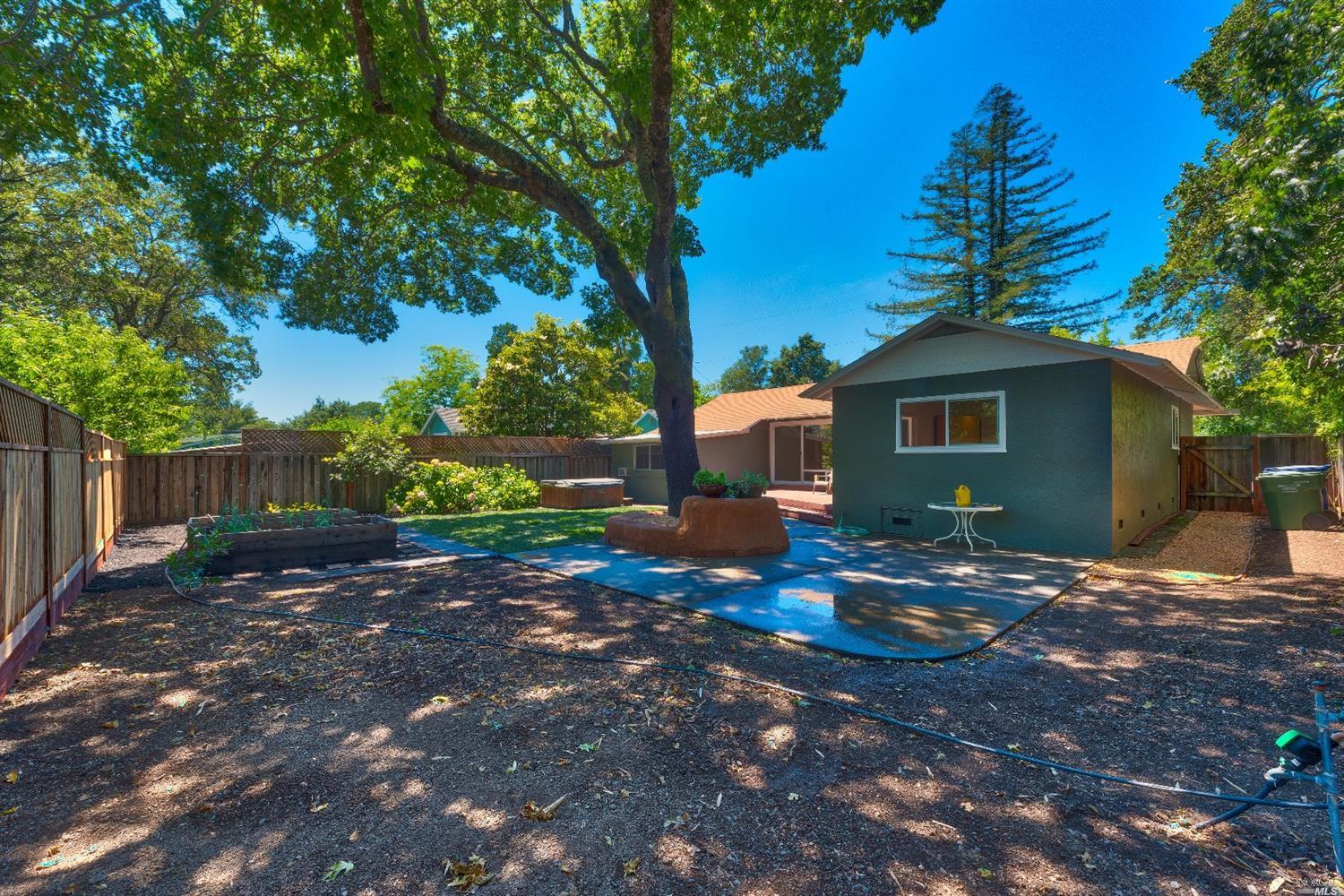 560 E Thomson Ave, Sonoma, CA 95476 photo 22