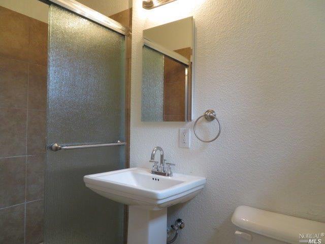 458 Stuart Dr, Petaluma, CA 94954 photo 9
