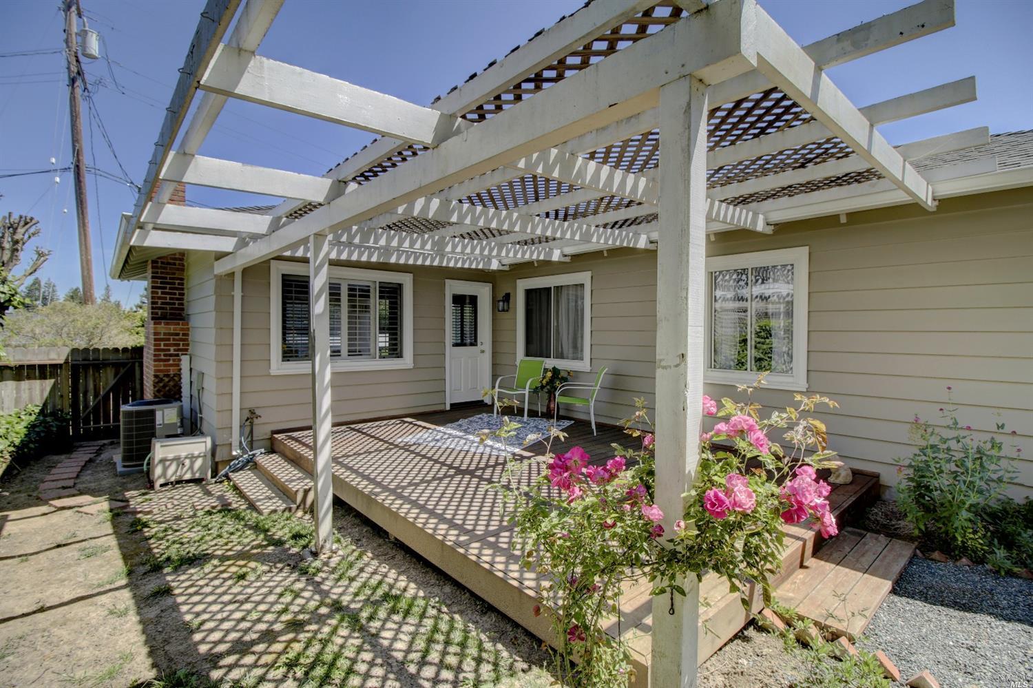 962 Phillips Ave, Petaluma, CA 94952 photo 14