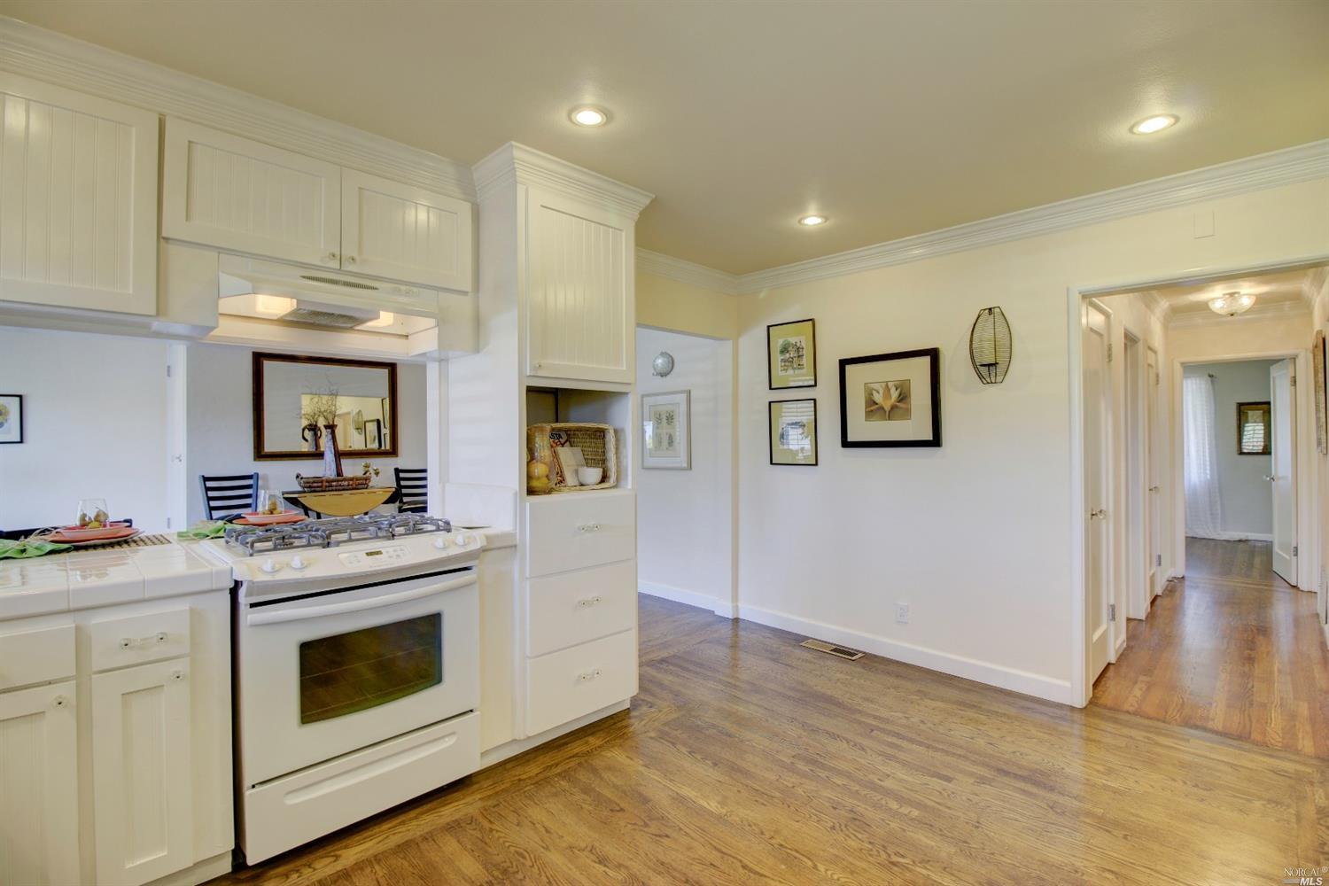962 Phillips Ave, Petaluma, CA 94952 photo 22