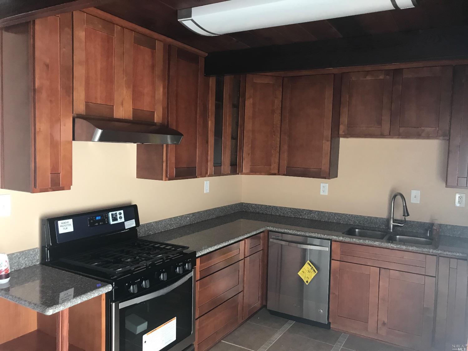 1008 Tyler St, Fairfield, CA 94533 photo 5