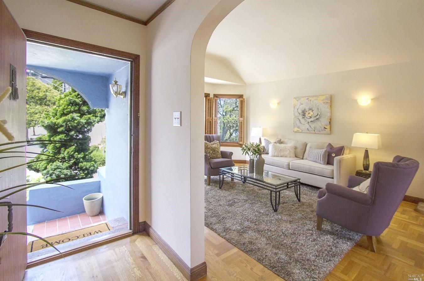39 Deming St, San Francisco, CA 94114 photo 2