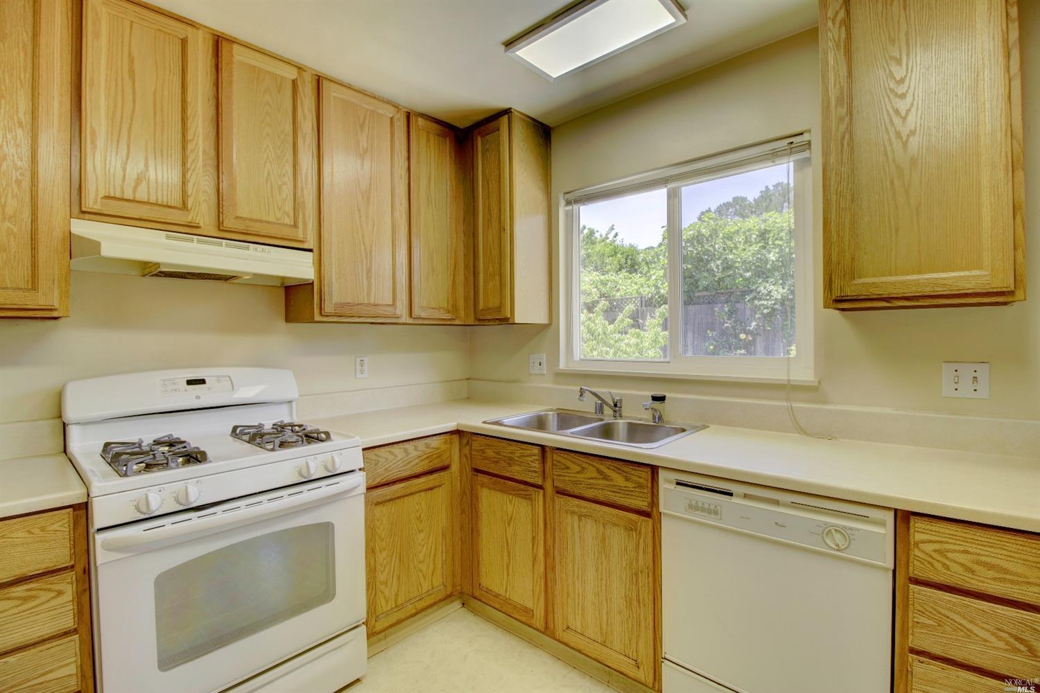 540 Sunset Pkwy, Novato, CA 94947 photo 13