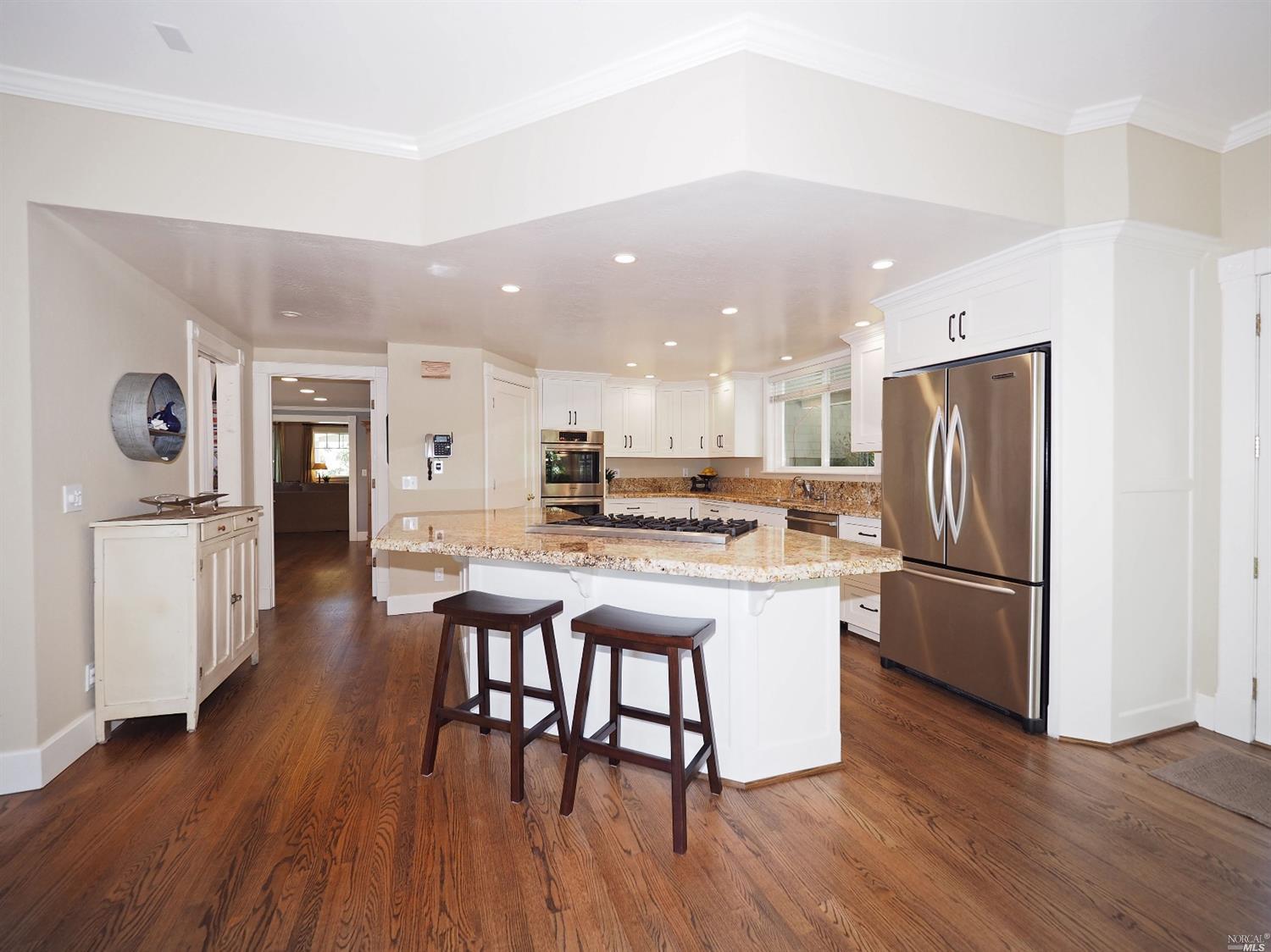539 E 5th St, Sonoma, CA 95476 photo 8