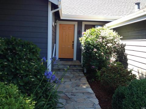 141 Chadwick Way, Cotati, CA 94931 photo 2