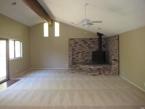 1379 Hale St, Vallejo, CA 94591 photo 8