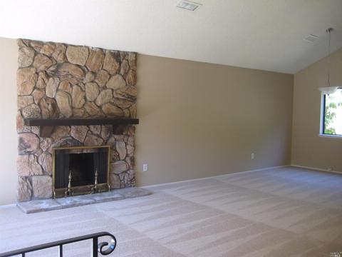 1379 Hale St, Vallejo, CA 94591 photo 4
