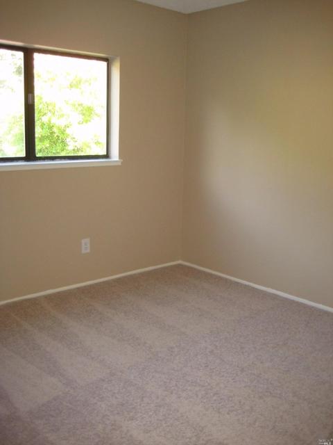 1379 Hale St, Vallejo, CA 94591 photo 15