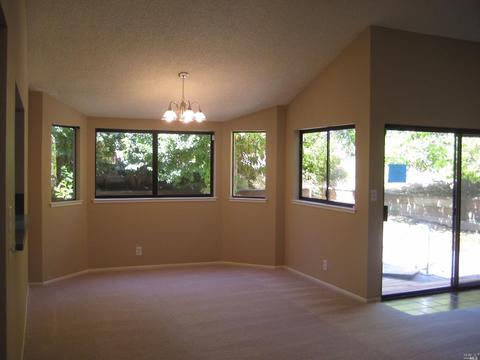 1379 Hale St, Vallejo, CA 94591 photo 9