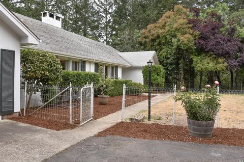 155 Edgewood Pl, Angwin, CA 94508 photo 3
