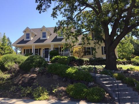 108 Vine St, Vacaville, CA 95688 photo 1