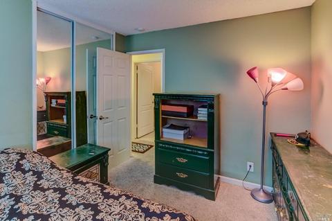 125 Saint Marys Pl, Vallejo, CA 94589 photo 18