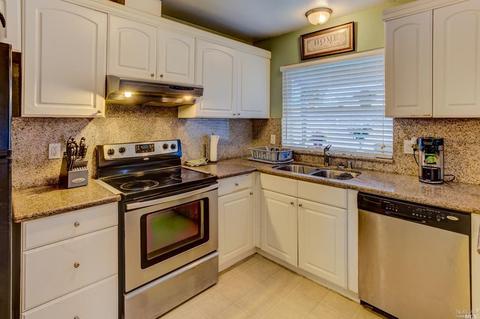 125 Saint Marys Pl, Vallejo, CA 94589 photo 13