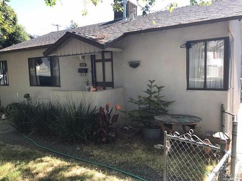 108 Laurel St, Vallejo, CA 94591 photo 2