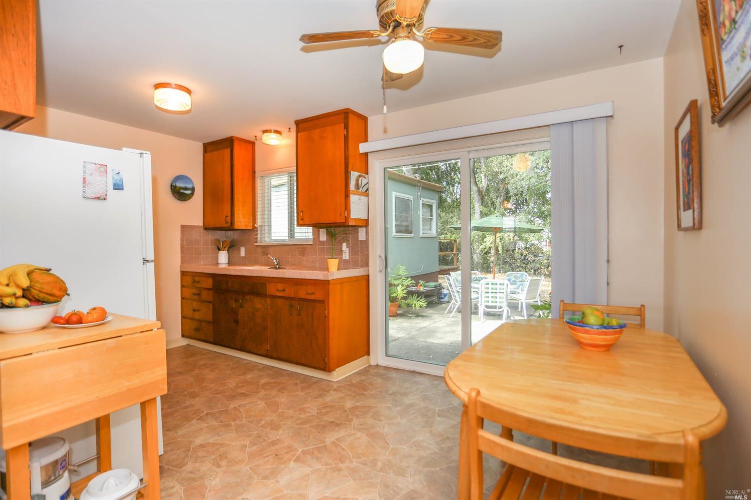 955 Laurel Ave, Sonoma, CA 95476 photo 10