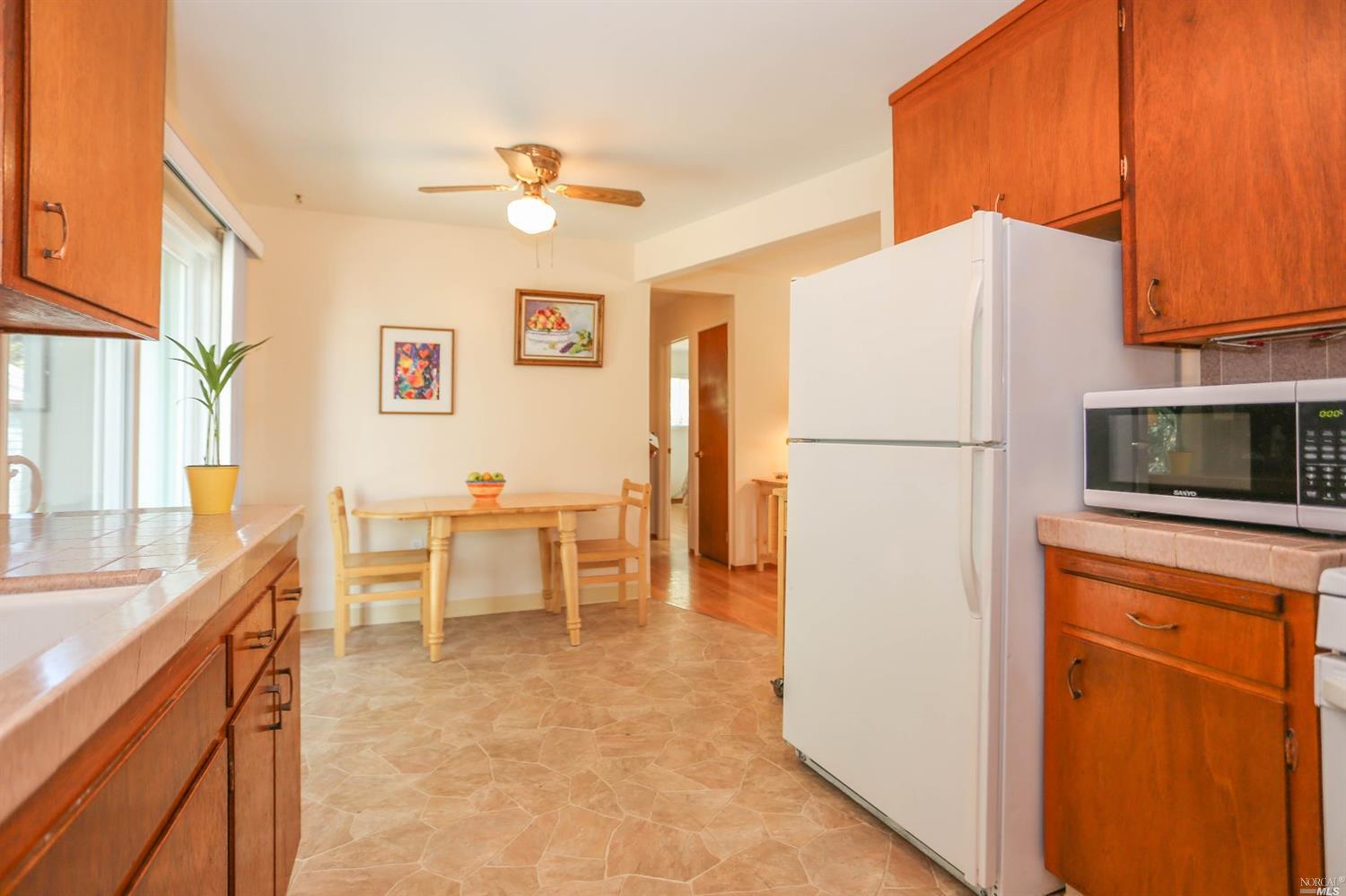 955 Laurel Ave, Sonoma, CA 95476 photo 12