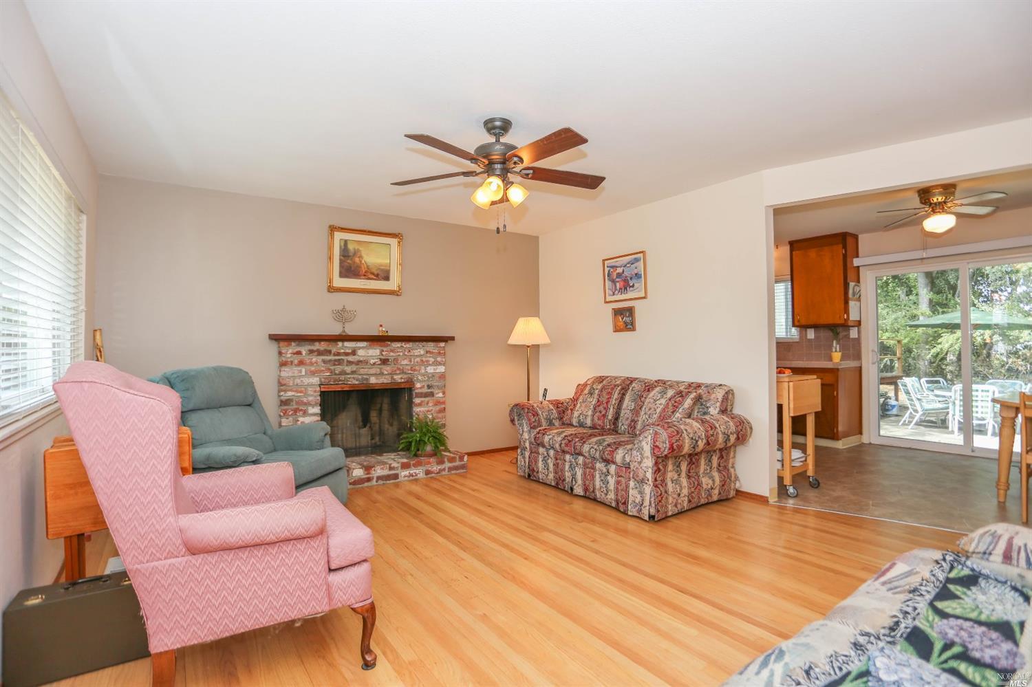 955 Laurel Ave, Sonoma, CA 95476 photo 8