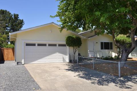 428 Bluebird Dr, Windsor, CA 95492 photo 2
