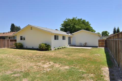 428 Bluebird Dr, Windsor, CA 95492 photo 5