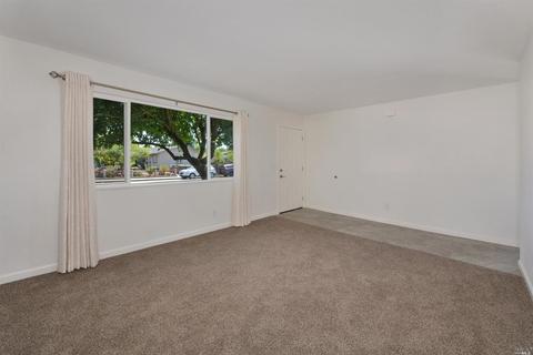 428 Bluebird Dr, Windsor, CA 95492 photo 10