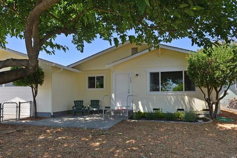 428 Bluebird Dr, Windsor, CA 95492 photo 1