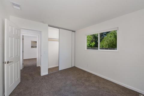 428 Bluebird Dr, Windsor, CA 95492 photo 16