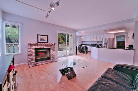 246 Hawkins St, Vallejo, CA 94591 photo 7