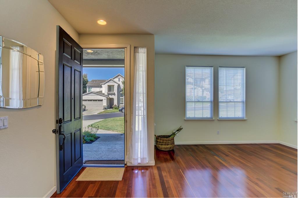 2736 Olivewood Ln, Vallejo, CA 94591 photo 8