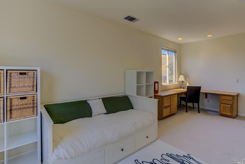 2736 Olivewood Ln, Vallejo, CA 94591 photo 18
