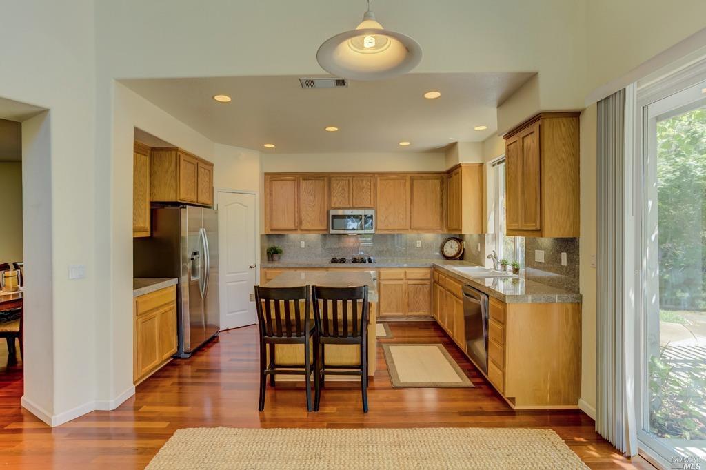 2736 Olivewood Ln, Vallejo, CA 94591 photo 38