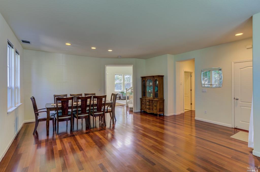 2736 Olivewood Ln, Vallejo, CA 94591 photo 11