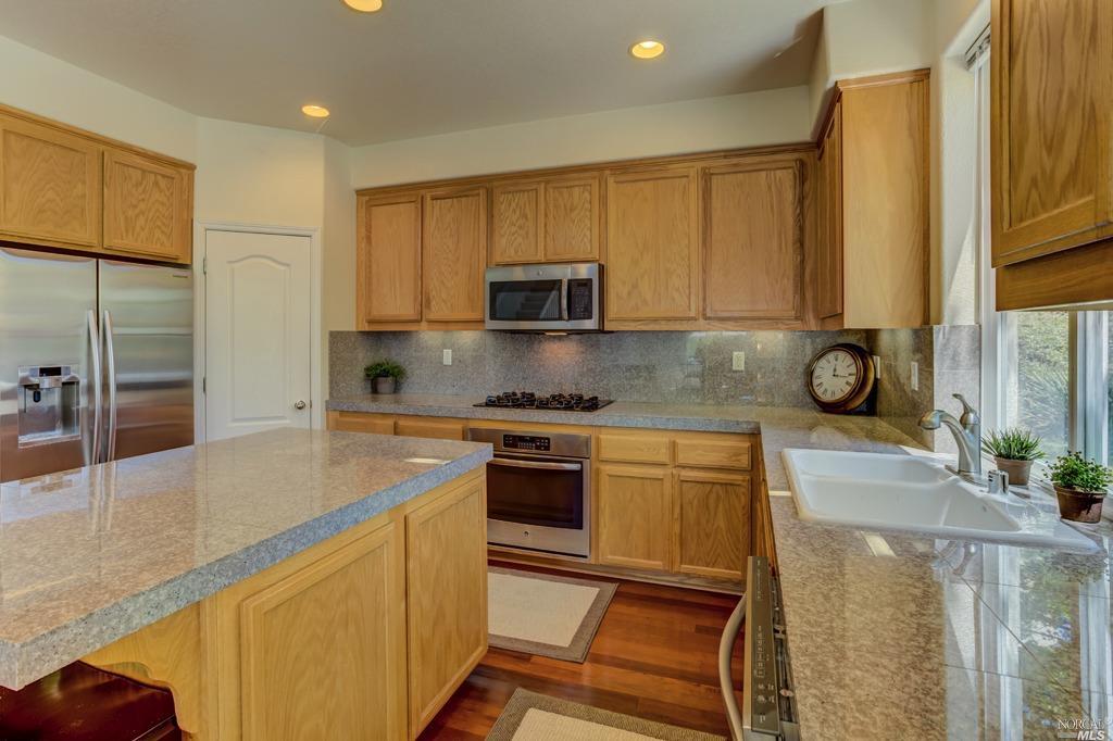 2736 Olivewood Ln, Vallejo, CA 94591 photo 40