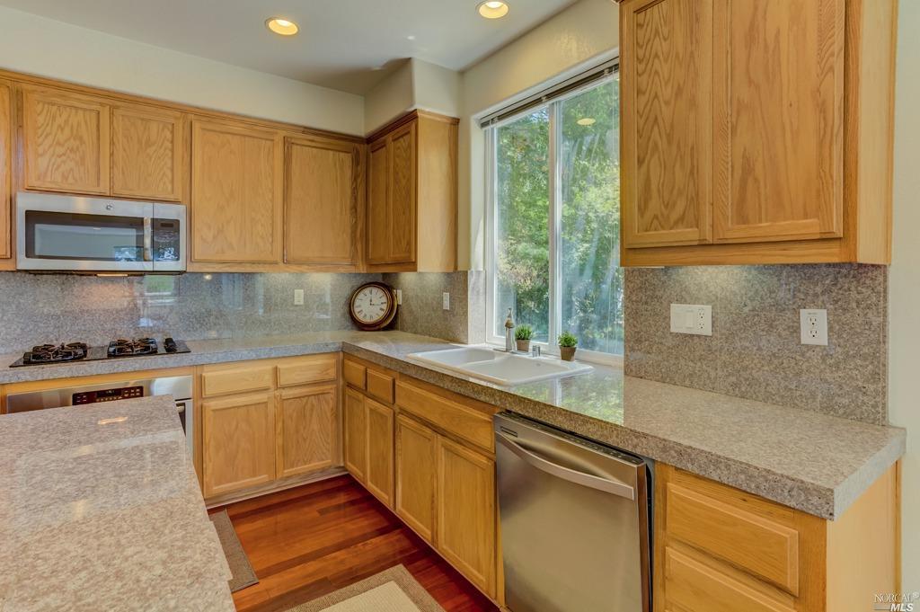 2736 Olivewood Ln, Vallejo, CA 94591 photo 41