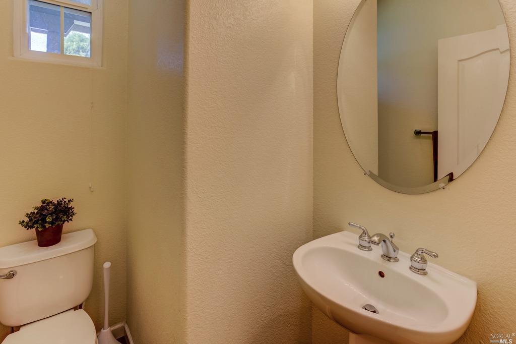 2736 Olivewood Ln, Vallejo, CA 94591 photo 13