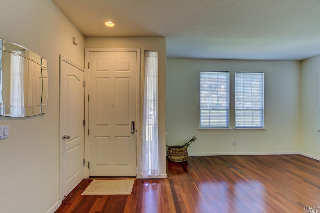 2736 Olivewood Ln, Vallejo, CA 94591 photo 7