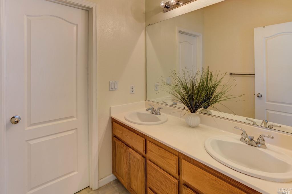 2736 Olivewood Ln, Vallejo, CA 94591 photo 23