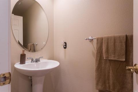 1201 Eagle Dr, Windsor, CA 95492 photo 24