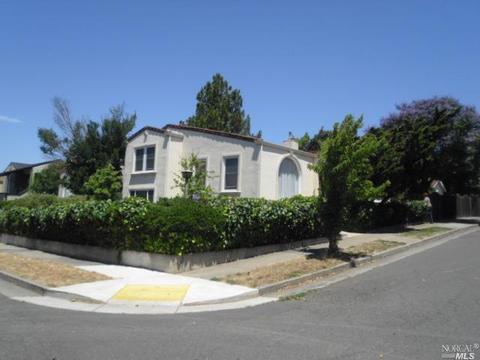 490 Wallace Ave, Vallejo, CA 94590 photo 2