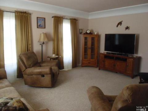 490 Wallace Ave, Vallejo, CA 94590 photo 9