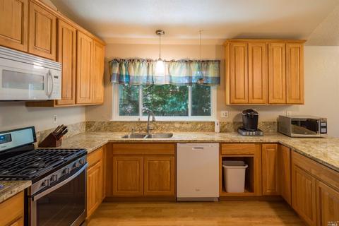 1057 Peppertree Dr, Fairfield, CA 94533 photo 11