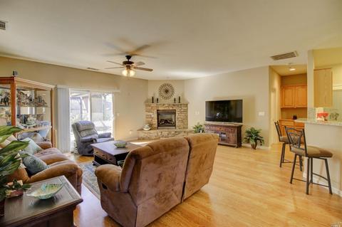 306 Glen Eagle Ct, Vacaville, CA 95688 photo 9