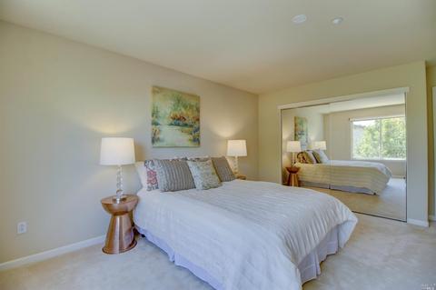 19 Magellan Ct, Novato, CA 94949 photo 6